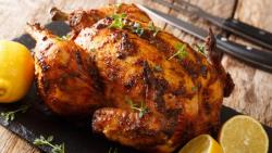Frango mediterrâneo com limão e ervas Frango mediterrâneo com limão e ervas