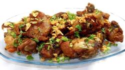 Frango Crocante com Alho Frito | Receita Chinesa Autêntica