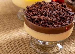 Receita de Mousse de Maracujá com Chocolate | Sobremesa Agridoce