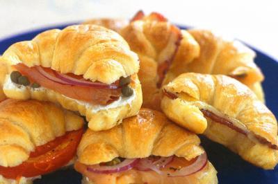 Mini Croissants Folhados Caseiros | Café da Manhã Especial