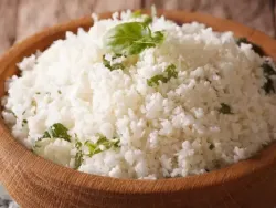 Arroz de Couve-Flor Low Carb | Substituto Saudável