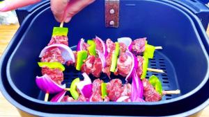 Receita de Espetinho de Legumes Coloridos na Airfryer: Churrasco Vegetariano em Casa