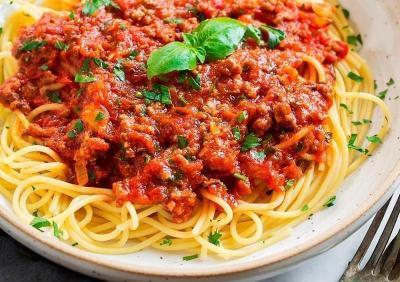 Macarrão à Bolonhesa Autêntico | Receita Italiana Clássica
