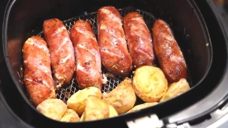 Linguiça Recheada com Queijo na Airfryer | Aperitivo