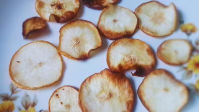 Chips de Pera Desidratada na Airfryer | Lanche Fit Fácil