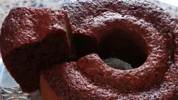Bolo de Chocolate de Liquidificador | Massa Fofinha Prática
