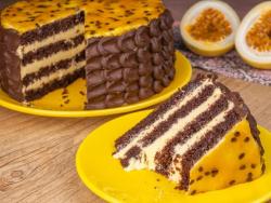 Bolo de Chocolate com Mousse de Maracujá | Sabor Agridoce