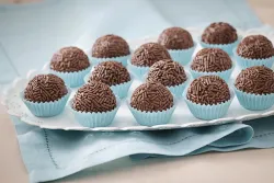 Brigadeiro Cremoso Ponto de Enrolar | Doce Brasileiro