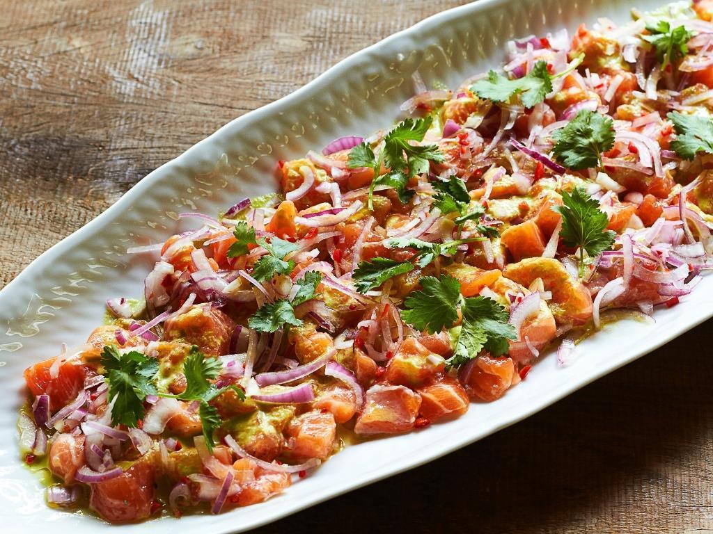Ceviche de Salmão Fresco | Entrada Peruana Refrescante