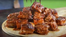 Barriga de Porco Caramelizada Crocante | Prato Especial