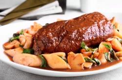Mignon ao Molho de Cogumelos | Espinafre Cremoso