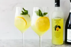 Limoncello Spritz Refrescante | Drink Italiano para Verão