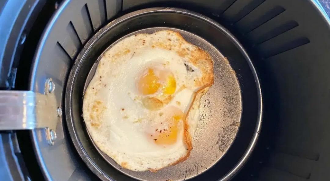 Ovo Frito Perfeito na Airfryer: Como Fazer sem Óleo em 8 Minutos