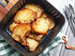 Bisteca de Porco Macia na Airfryer Bisteca de Porco Macia na Airfryer